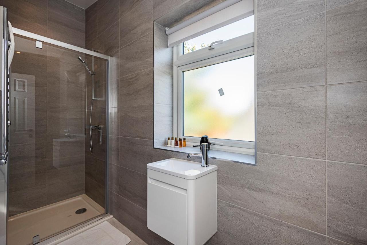 South Woodford 2 Bed En-Suite House Londres Exterior foto